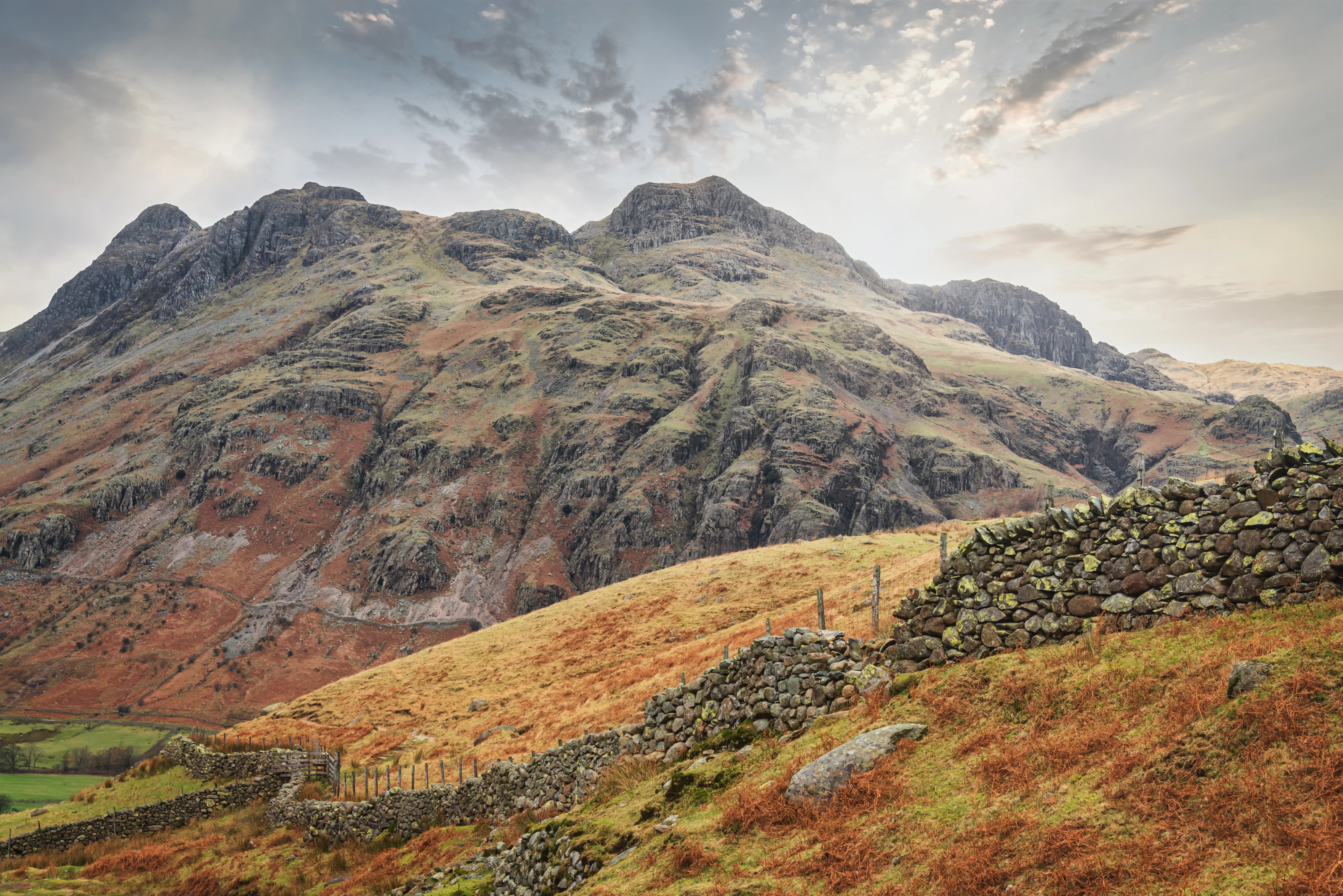 Langdale Pikes Background ezgif com optiwebp